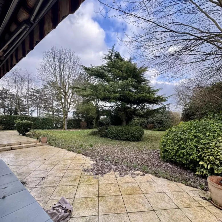 Maison Chavenay à vendre Terrasse