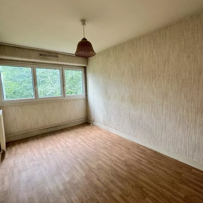 Chambre de l'appartement à vendre à Le Plessis-Robinson