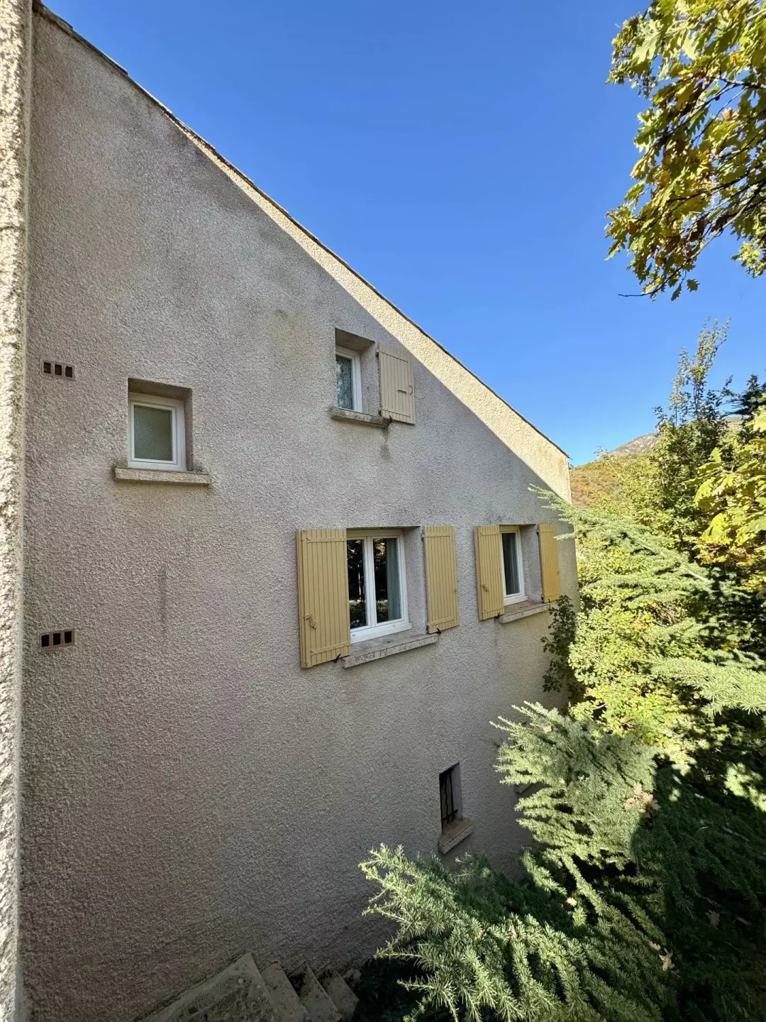 Pignon 2 de la maison à vendre à Digne-les-Bains