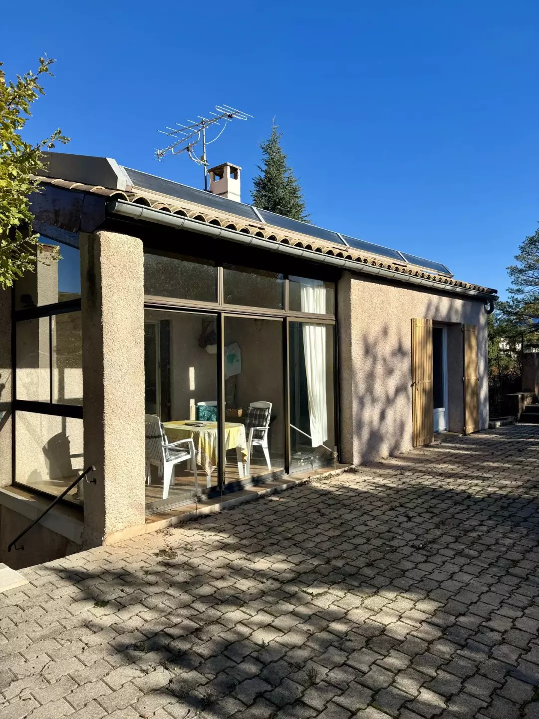 Terrasse de la maison à vendre à Digne-les-Bains