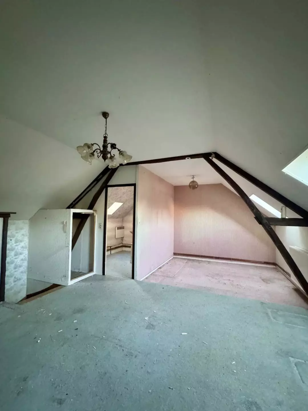 Chambre 3 de la maison à vendre à Neuilly-le-Bisson