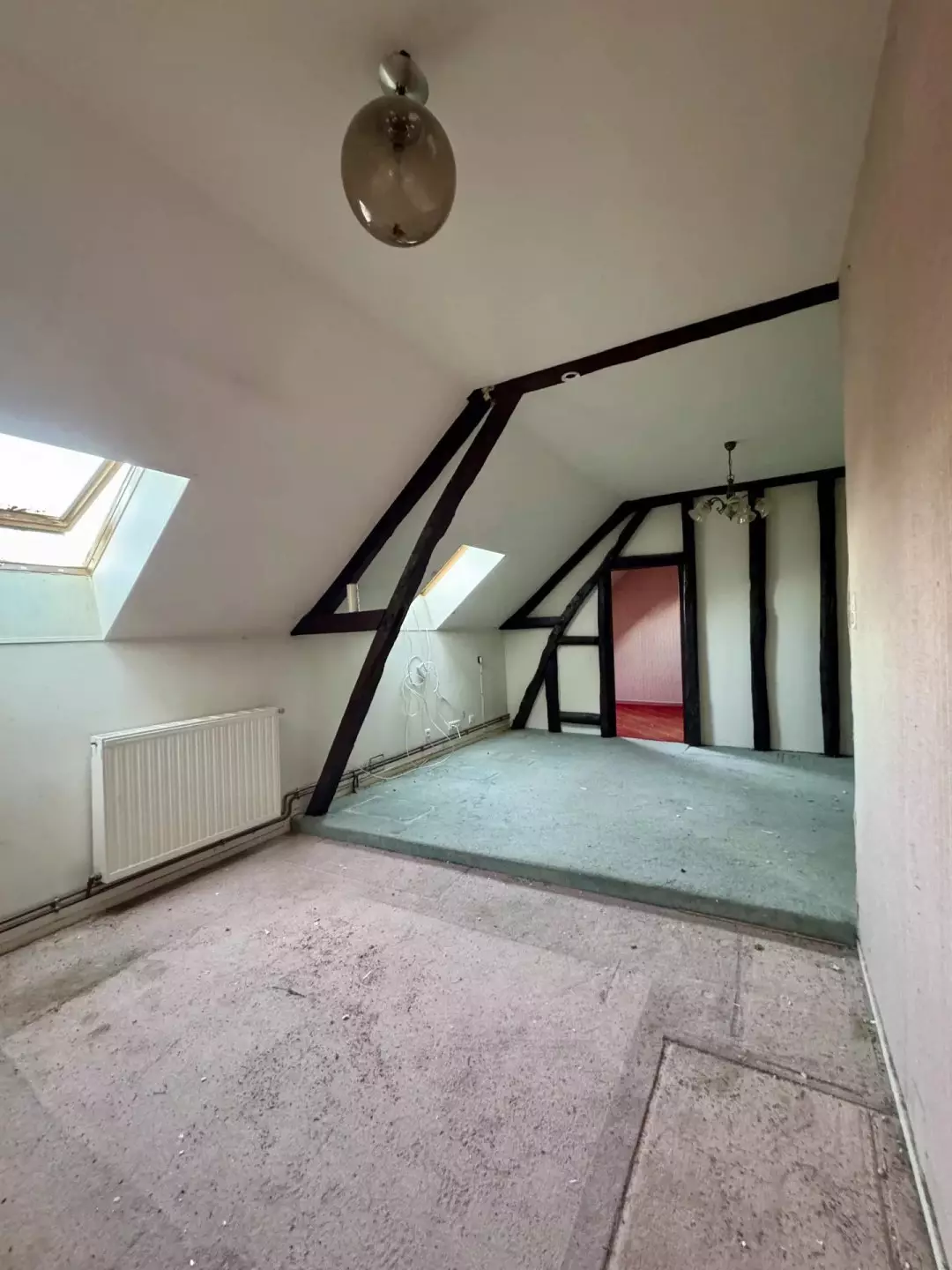 Chambre de la maison à vendre à Neuilly-le-Bisson