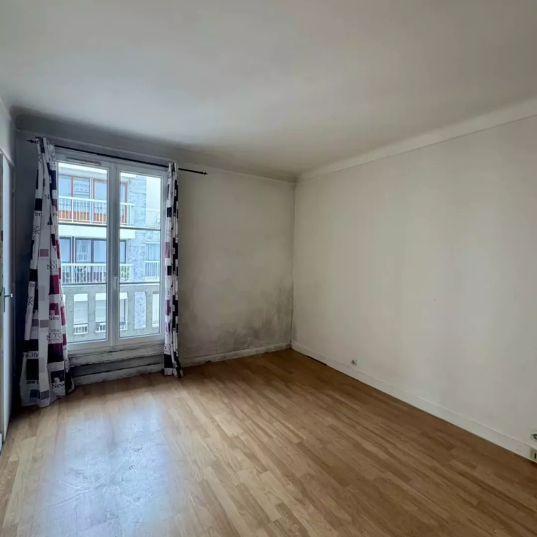 Séjour de l'appartement à vendre à Asnieres-sur-Seine