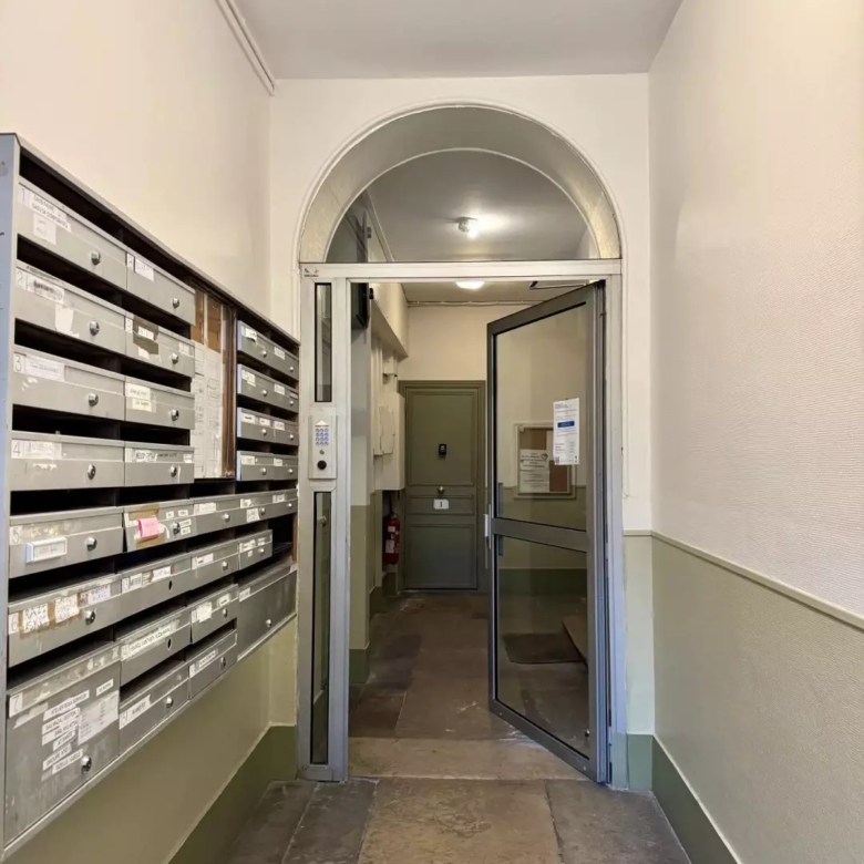Studio Paris 15e - Boites aux lettres