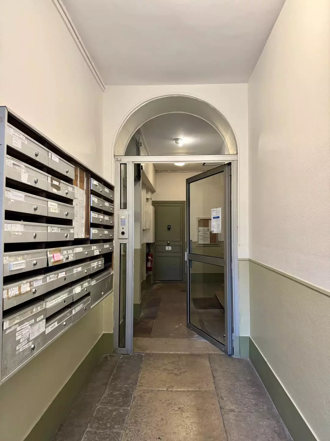 Studio Paris 15e - Boites aux lettres