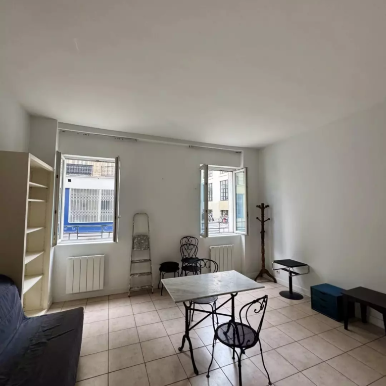 Studio Paris 15e - Salle principale 2